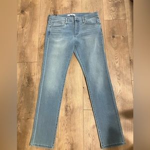 Joe’s NWT light wash slim fit jeans size 34